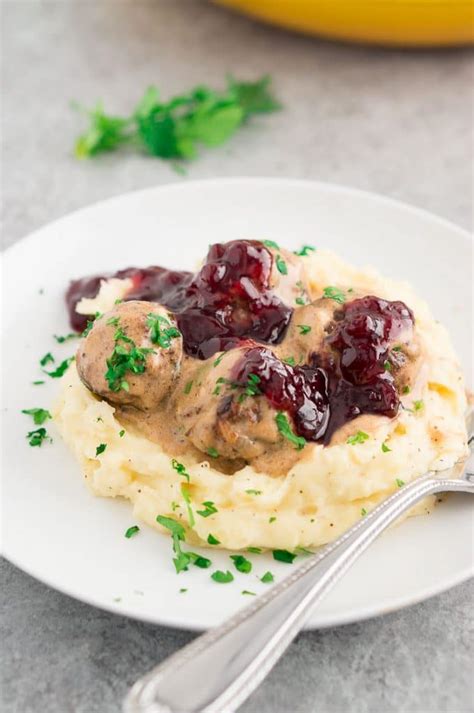 Swedish Meatballs with Lingonberry Jam | Delicious Meets Healthy