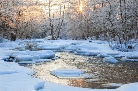 Winter river – free photo on Barnimages