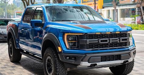 Khám phá siêu bán tải Ford F-150 Raptor 2023 giá gần 6 tỷ