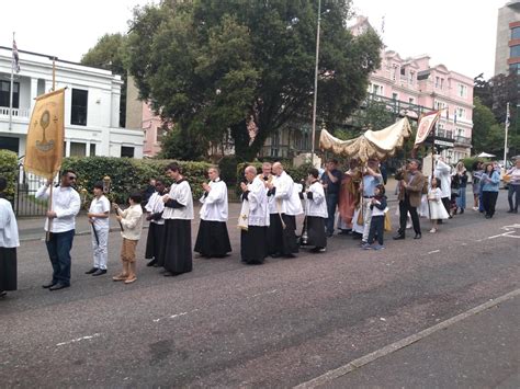 Blessed Sacrament Procession - The Bournemouth Oratory