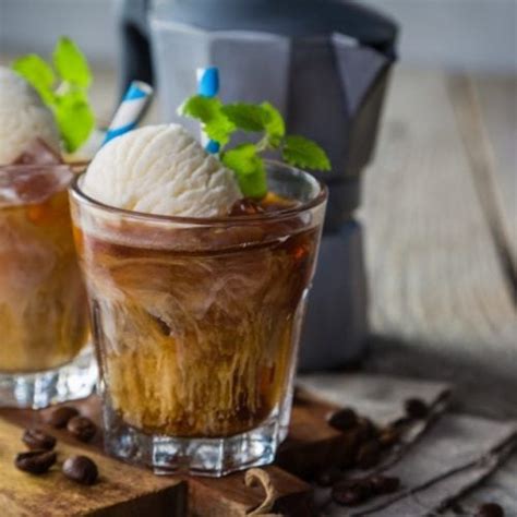 Ice Cream Coffee Punch Recipe (So Easy!) | Coffee Affection