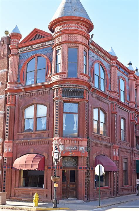 5 Reasons to Stroll Van Buren’s Historic District - Only In Arkansas