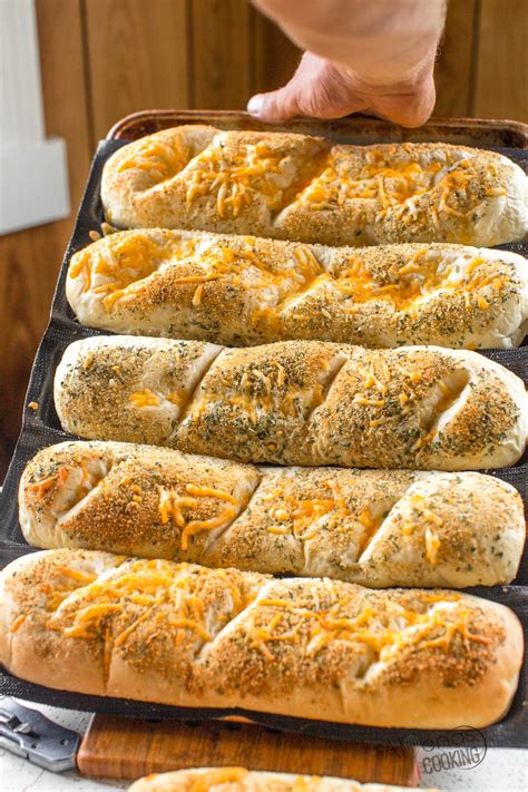 Subway Bread Recipe (Italian Herb and Cheese Copycat) (Italian Herb and ...