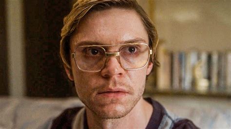 True Crime: Serienmörder Jeffrey Dahmer im brutalen Netflix-Trailer ...