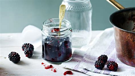 Blackberry jelly recipe - BBC Food