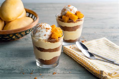 Mango Graham Float Recipe | How to Make Mango Graham Float