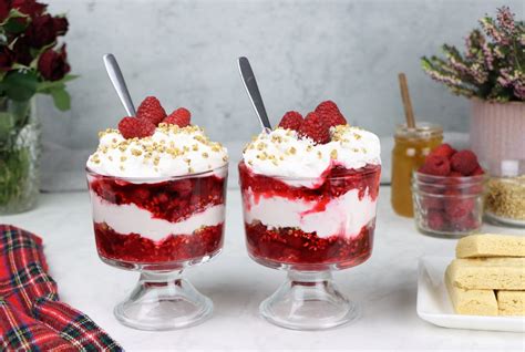 Easy Scottish Cranachan Recipe - Better Living