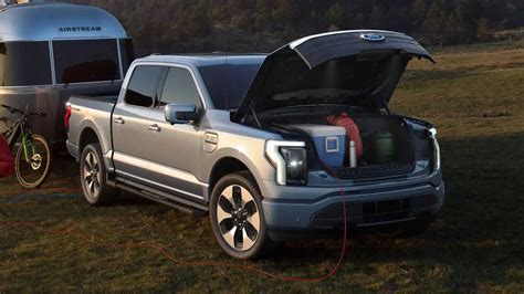 Top Features Of The Ford F-150 Lightning