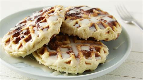 Pillsbury Cinnamon Roll Waffles - Easy Home Meals