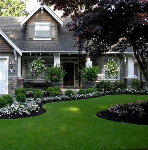 20+ Popular Front Yard Hardscape Ideas - SWEETYHOMEE