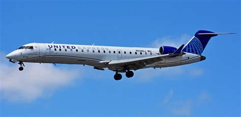 Bombardier CRJ 550 - Price, Specs, Photo Gallery, History - Aero Corner