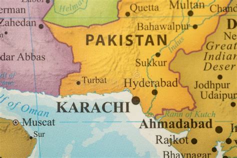 12422 Rak Uae Colorido Mapa De Karachi Pakistan En Inglés Y Francés ...