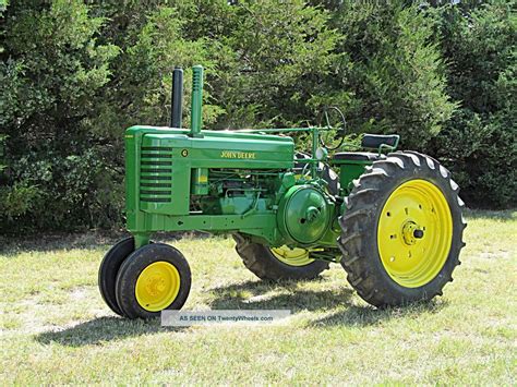 1951 Vintage Antique John Deere G, Good Running Restored Tractor.