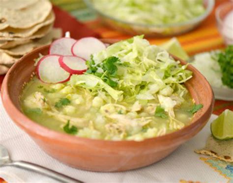 Pozole Verde de Pollo | Maggi® Oficial