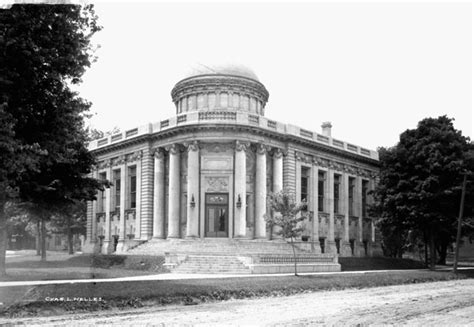 The Guelph Back-Grounder: Are Public Libraries Still Important?