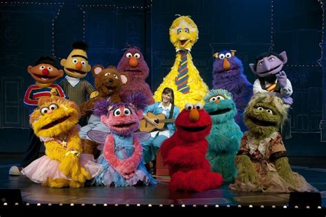 "Sesame Street Live: Elmo Makes Music" coming to La Crosse Center ...