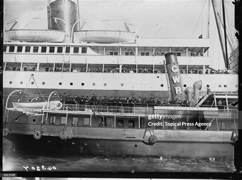 Survivors of the 'Titanic' disaster arrive at Plymouth on board the ...