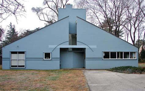 Robert Venturi and the Difficult Whole – Common Edge