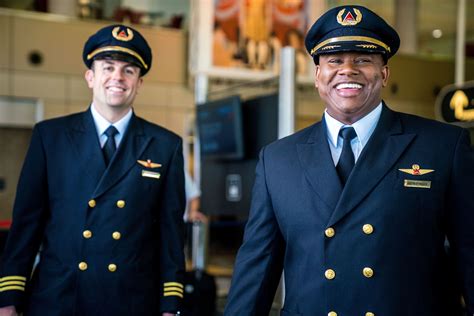 How Much Choice Do Pilots Have When It Comes To Their Uniform?