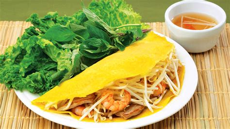 Banh Xeo - Overview and Where to Eat Banh Xeo in Ho Chi Minh City