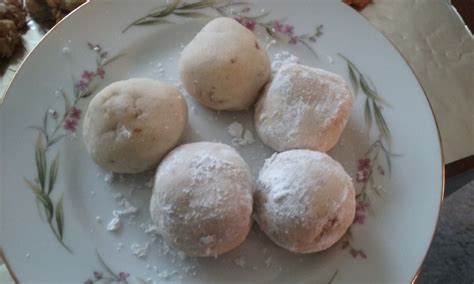 Butter Ball Cookies Recipe | SparkRecipes