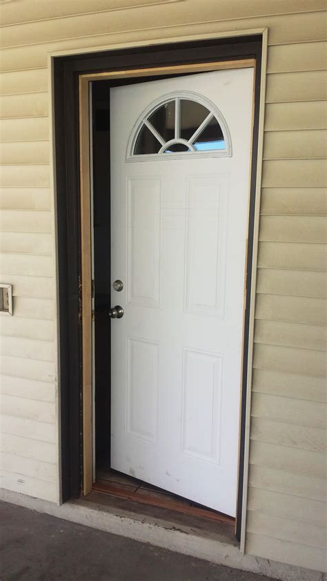 Installing a new door on existing old jamb