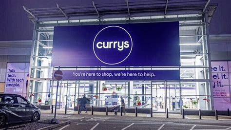 Currys lifts pay for 10,000 UK store staff – The Irish News