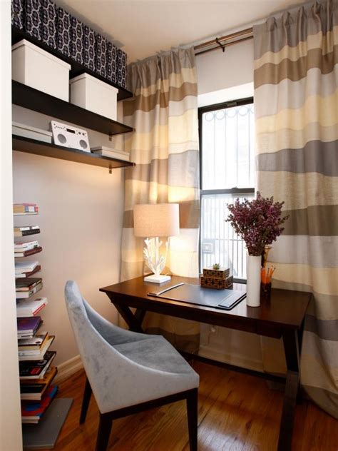 Small Home Office Designs and Layouts | DIY