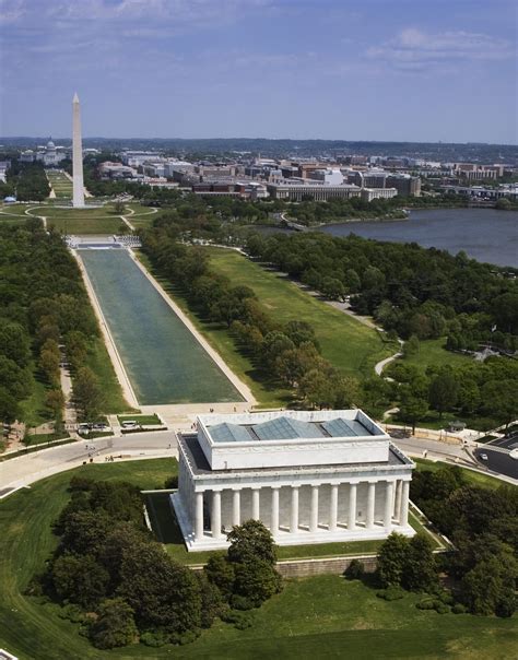 National Mall, Lincoln Memorial and Washington Monument, Washington D.C ...