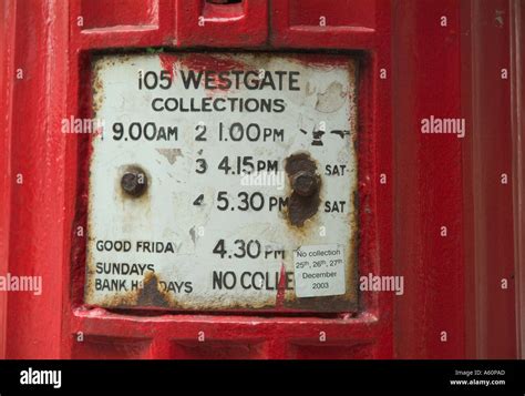 Red pillar box Stock Photo - Alamy