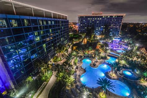 Disneyland Hotel Anaheim - Disneyland Resort Hotel still generates the ...