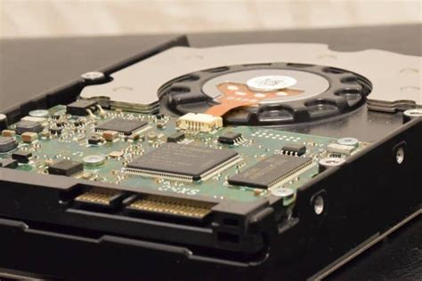 Petabyte Hard Drives: A Breakdown - GeekExtreme