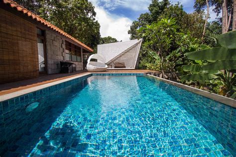 Photo 2 of 7 in 7 Incredible Island Villas in Indonesia | Island villa ...