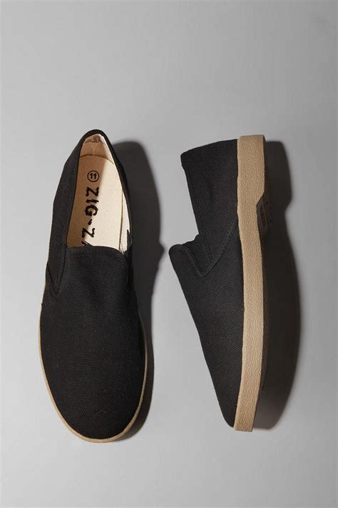 UrbanOutfitters.com > Zig-Zag Slip-On Shoe | Slip on shoes, Shoes, Men ...