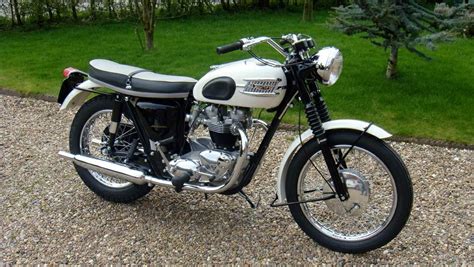 Triumph T120 Bonneville 650 (1963-64) technical specifications