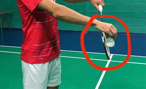 Up-To-Date Badminton Serving Rules: With Pictures – Badminton Insight