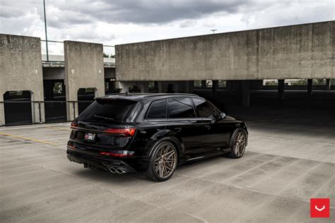 AUDI SQ7 - HYBRID FORGED SERIES: HF-7 - Vossen Wheels