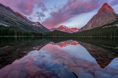 Sunrise yesterday at Many Glacier, Glacier National Park [OC ...