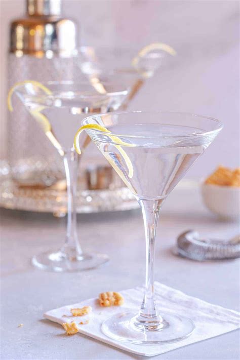 Vodka Martini with a Twist - A Well-Seasoned Kitchen®