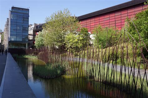 Musée du quai Branly, Paris, France, April 2015, Agata Byrne garden ...