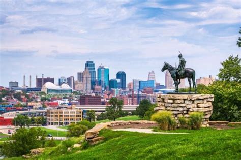 Where to Stay in Kansas City: The BEST Areas in 2024