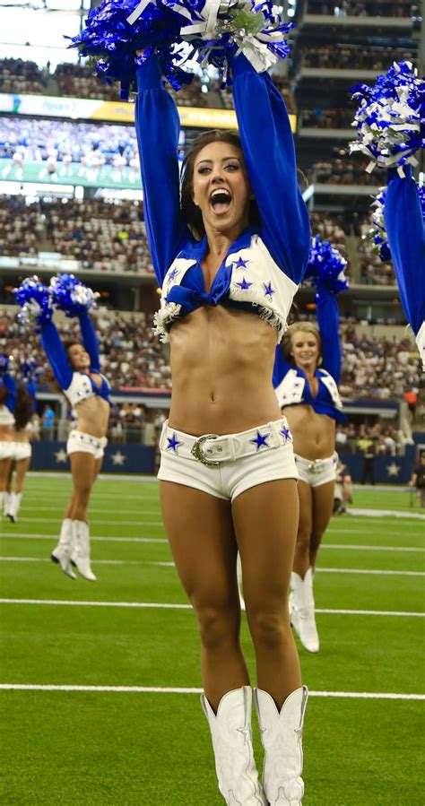 DCC Alumni Spotlight – Vicki Foster – Dallas Cowboys Cheerleaders