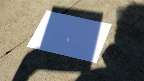 How To Make A Pinhole Projector For Viewing The Solar Eclipse