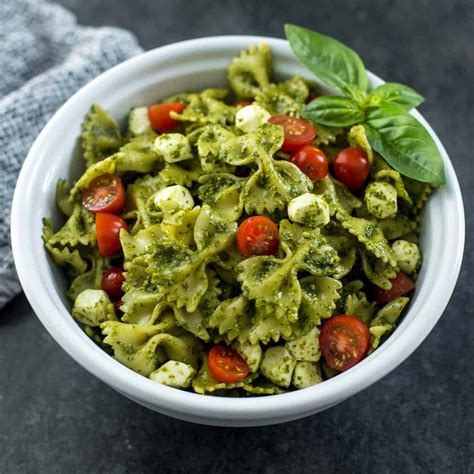 Pesto Pasta Salad