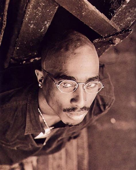 2pac on the album cover shoot of ‘Me Against The World’ in 1995.