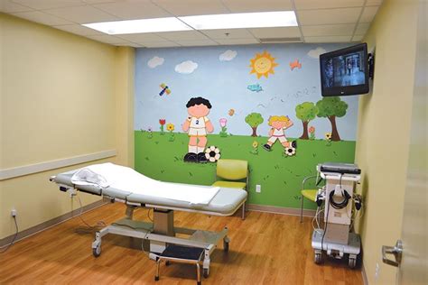 paint colors for pediatric examining rooms | Child-friendly murals in ...