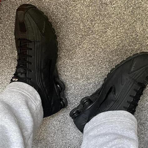 Nike Shox R4 triple black From 2019... - Depop