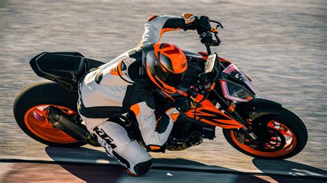 2019 KTM 1290 Super Duke R | Top Speed