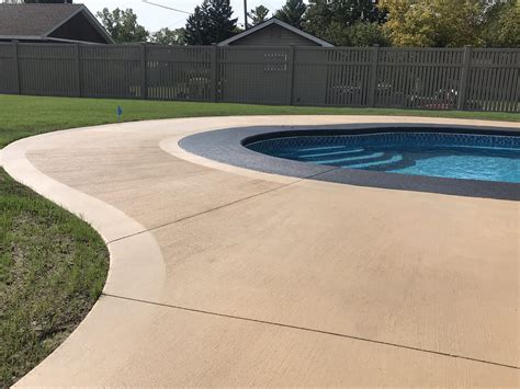 Selecting the Best Pool Concrete Deck Stain: A How-To Guide