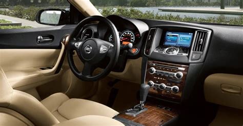 2011 Nissan Maxima - Interior Pictures - CarGurus